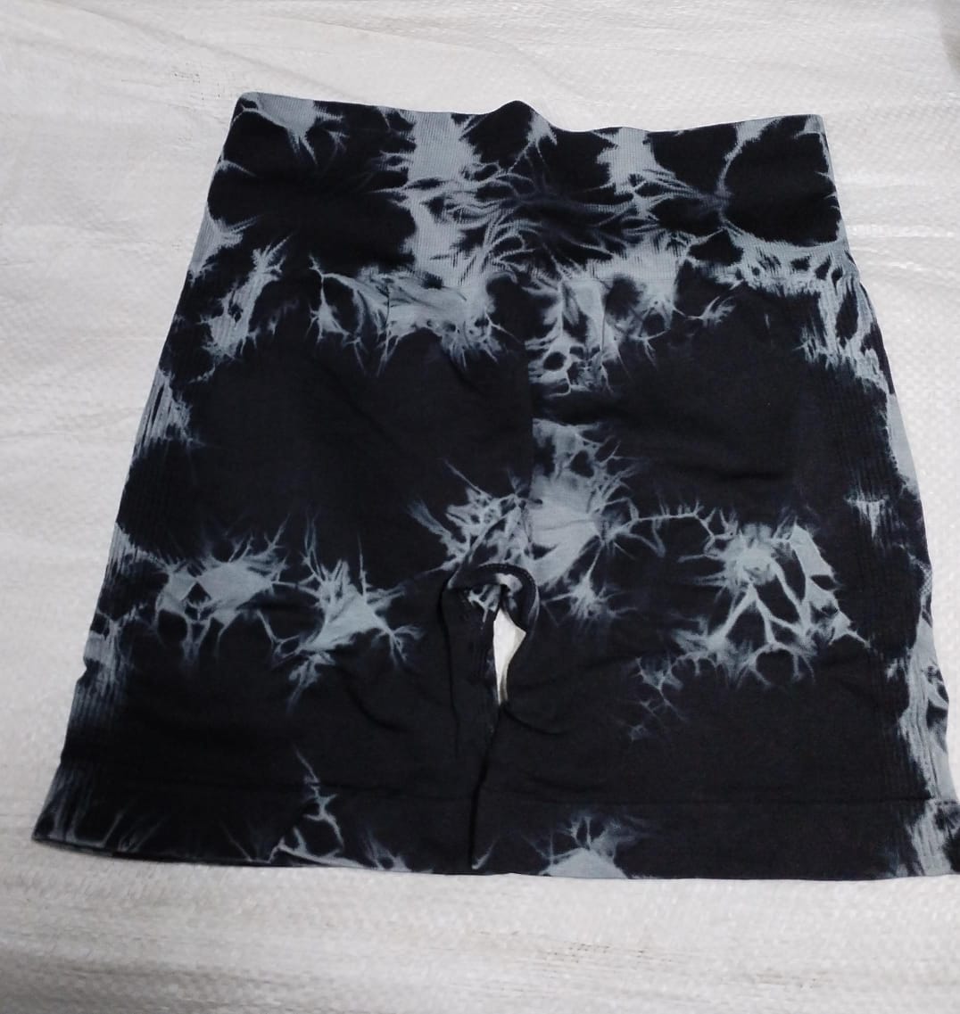Short DÉTEINT NOIR